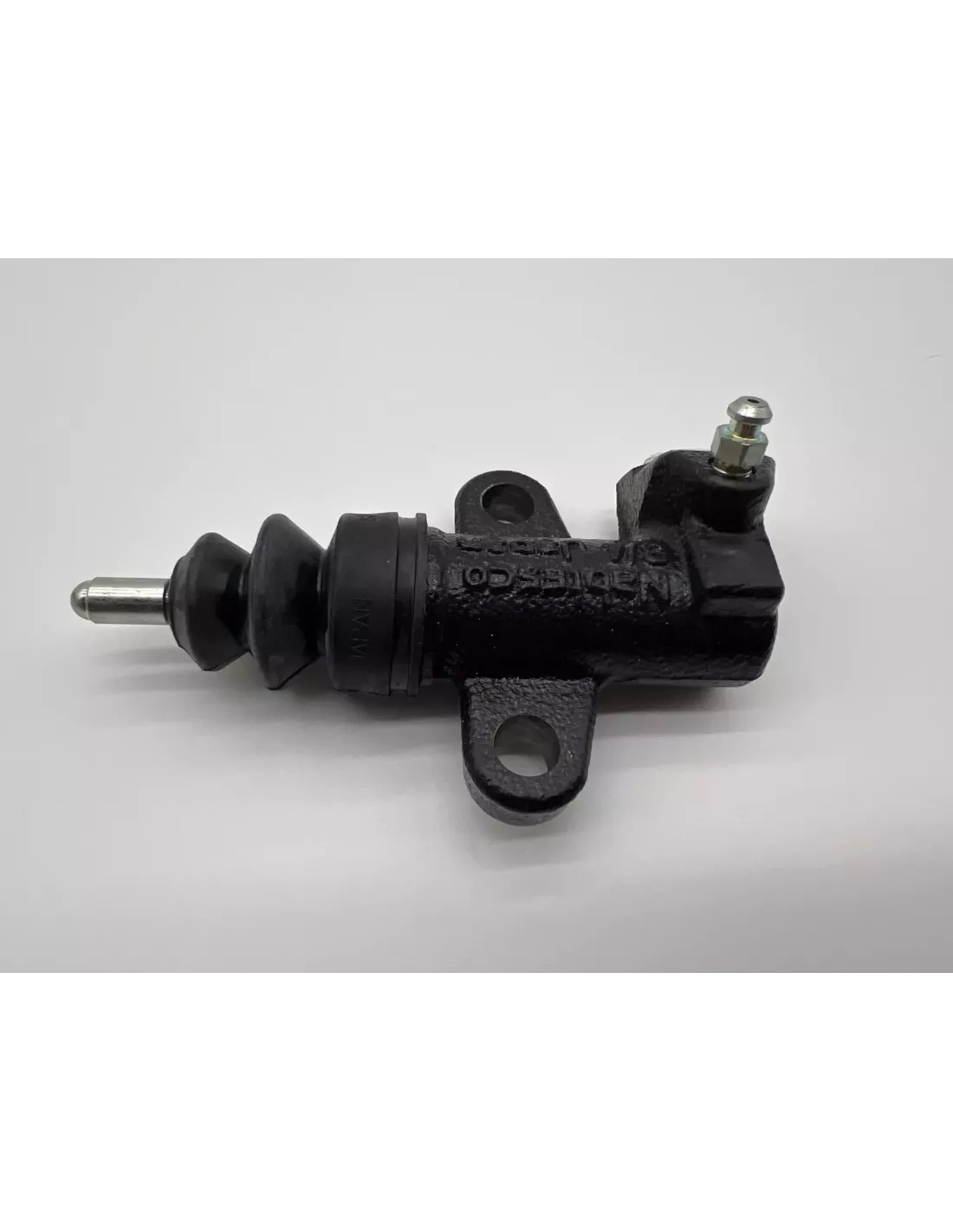 Récepteur embrayage Terrano 2 2.7TDi et 3.0Di AISIN - accessoire 4x4