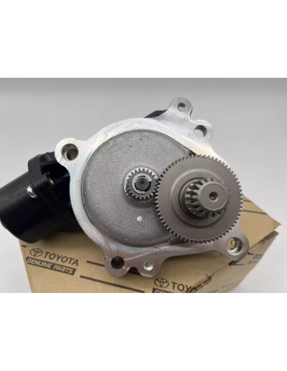 Moteur de blocage de différentiel central électrique HDJ100 TOYOTA -