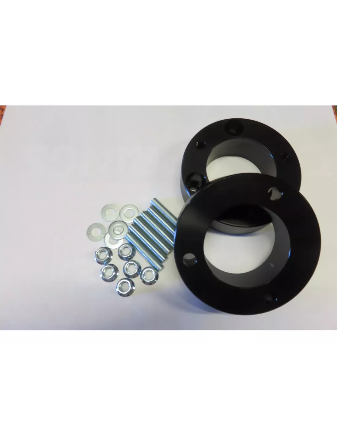 Paire de cales de ressort av 35mm (rehausse +5cm) Navara D40 D23