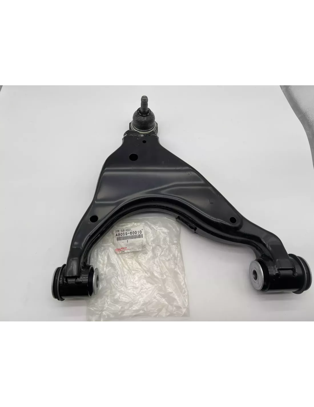Triangle de suspension inférieur avant gauche Land Cruiser KDJ12