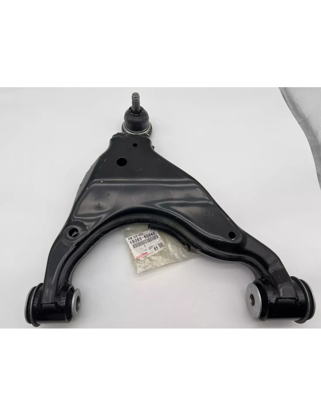 Triangle inférieur avant gauche KDJ150 - Barre stabilisatrice
