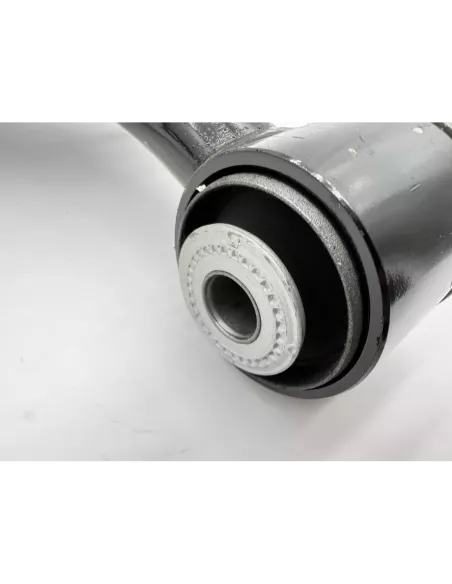 Triangle de suspension supérieur avant droit HDJ100 TOYOTA -