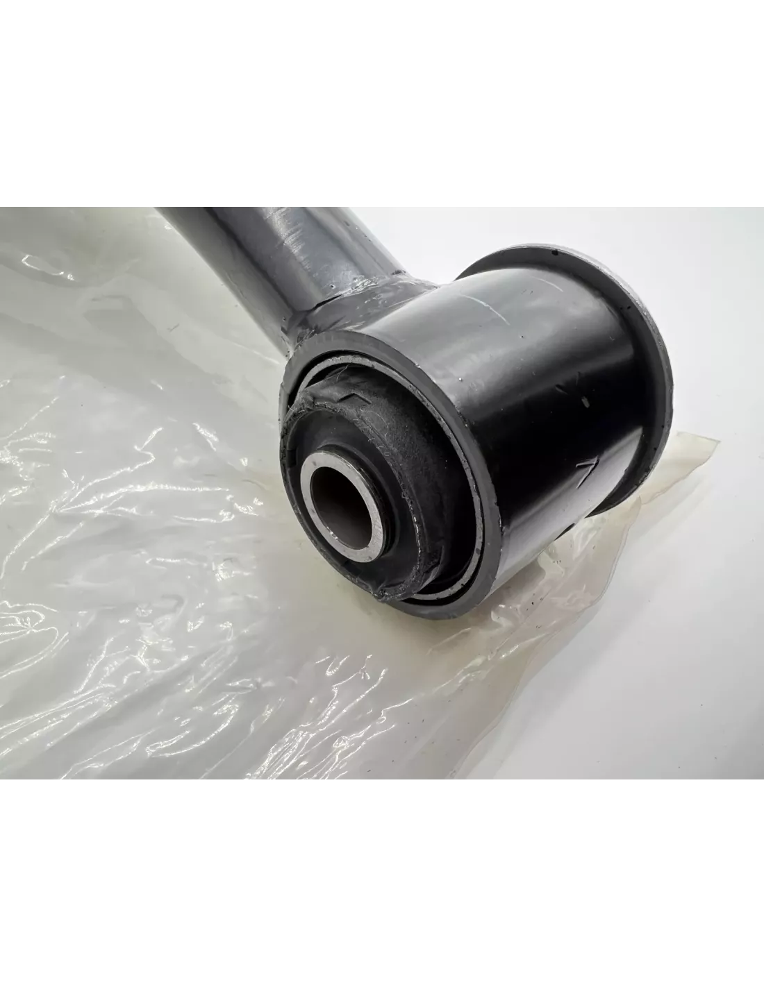 Triangle de suspension supérieur avant gauche Land Cruiser KDJ12