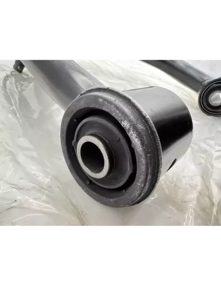 Triangle de suspension supérieur avant gauche Land Cruiser KDJ12