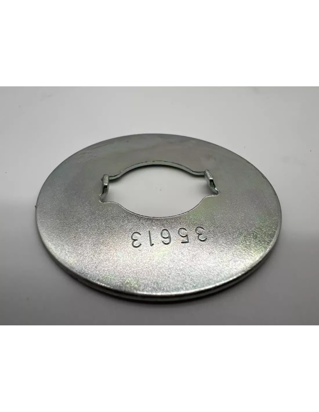 Rotule axiale 555 crémaillère de direction HDJ100 avant 08/2002 555 -