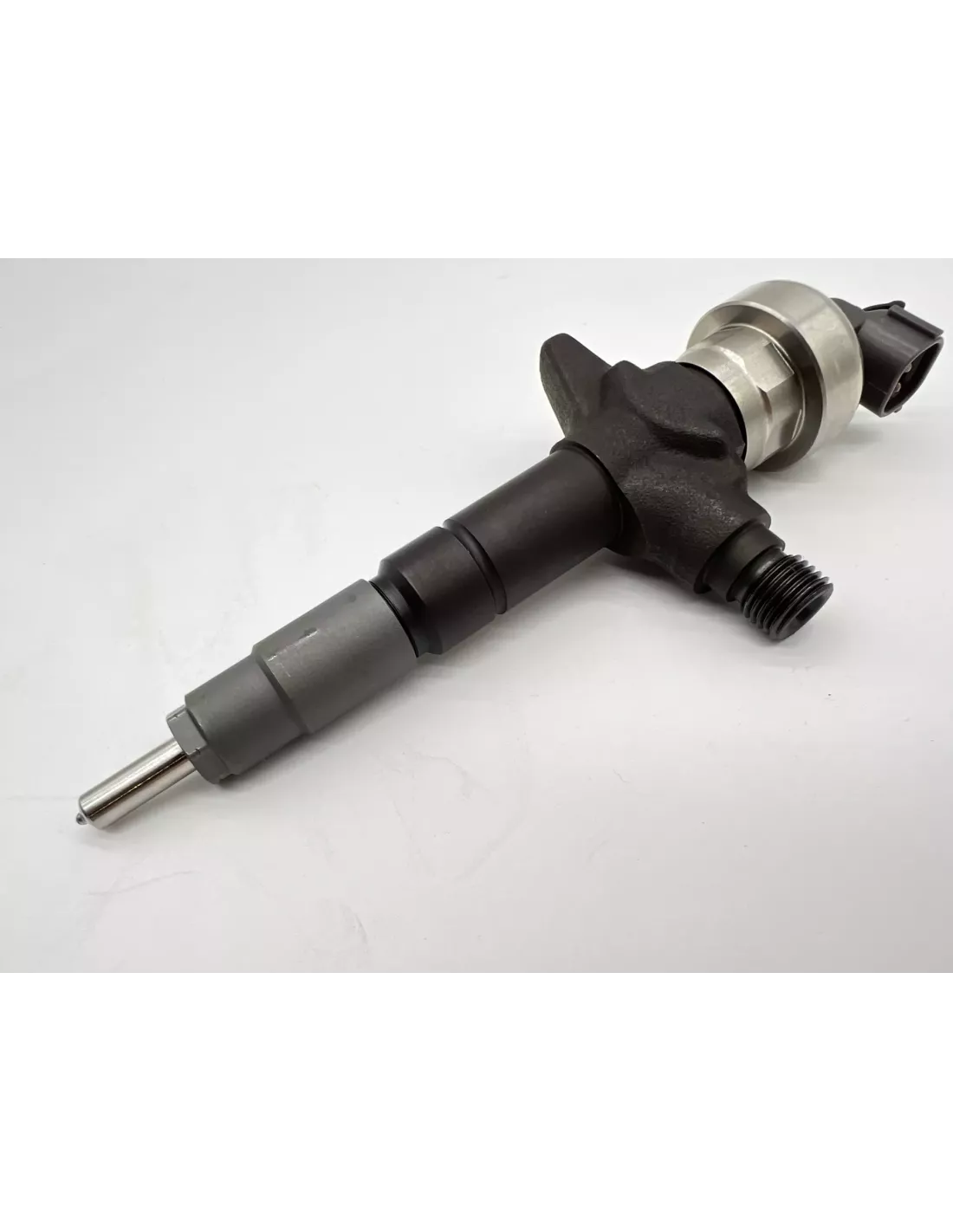 Injecteur Isuzu Dmax 2.5 Euro5 DENSO - accessoire 4x4