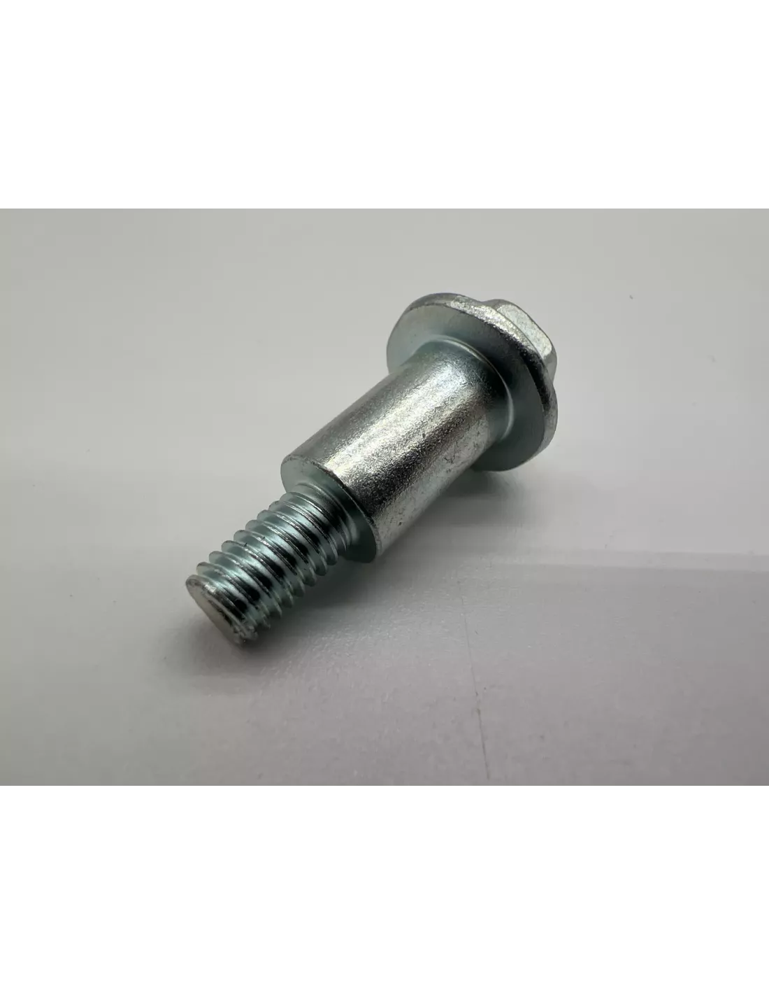Vis avec épaulement de fixation collier tuyaux injection TOYOTA -