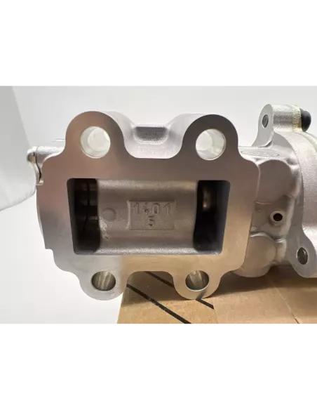 Vanne EGR recirculation gaz échappement No1 VDJ200 TOYOTA -