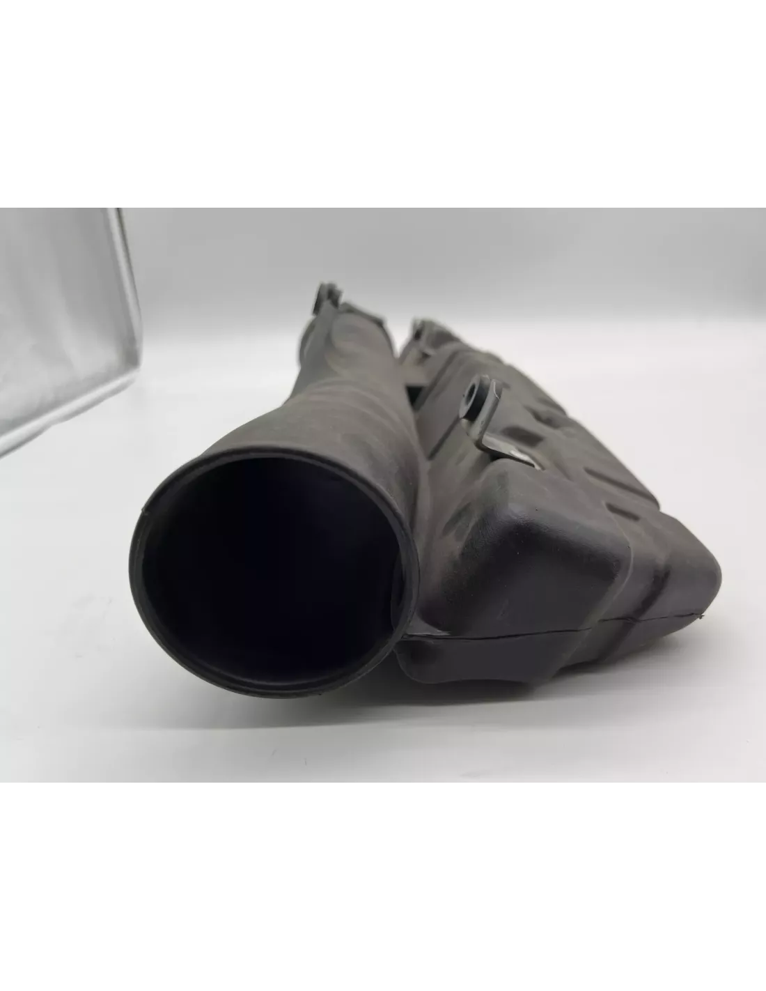 Conduite plastique aile AVD admission air vers filtre HDJ100 TOYOTA -