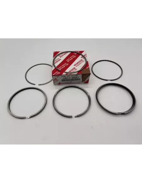 Jeu de segments pour 4 pistons KDJ9 KDJ12 163cv 166cv TOYOTA -