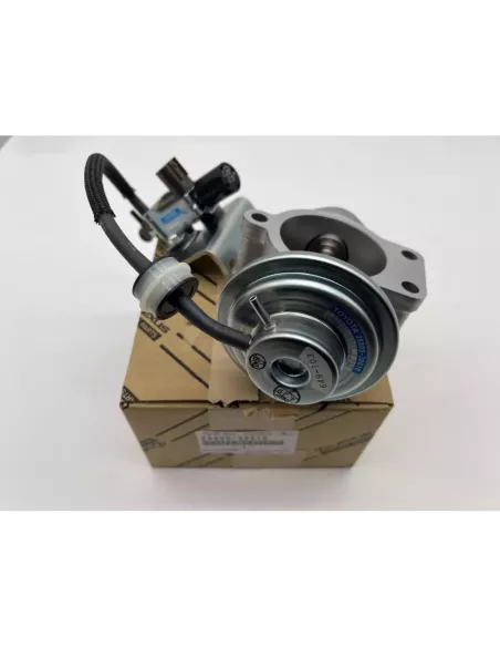 Vanne EGR recirculation gaz échappement KDJ9 KDJ12 163cv TOYOTA -
