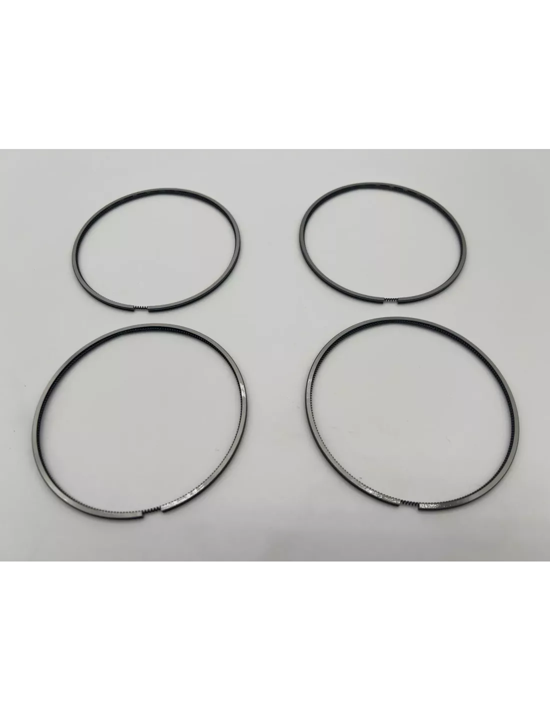 Jeu de segments pour 4 pistons KDJ15 190cv et Hilux Vigo 3.0D4-D