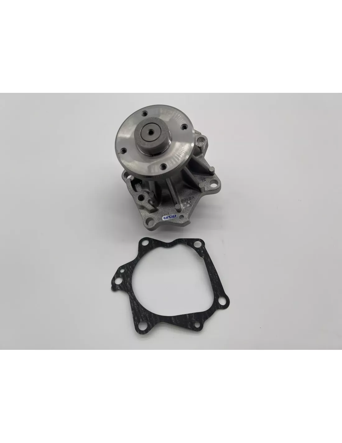 Pompe à eau Patrol GR Y61 2.8TD - moteur RD28T AISIN - accessoire 4x4