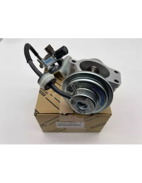 Vanne EGR recirculation gaz échappement KDJ9 KDJ12 163cv TOYOTA -