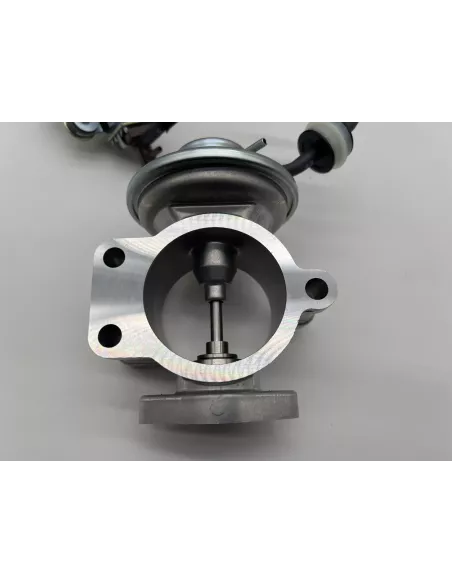 Vanne EGR recirculation gaz échappement KDJ9 KDJ12 163cv TOYOTA -