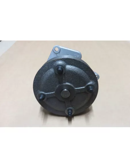 Pompe à eau Pajero 3.2DiD et 2.8TDi AISIN - accessoire 4x4