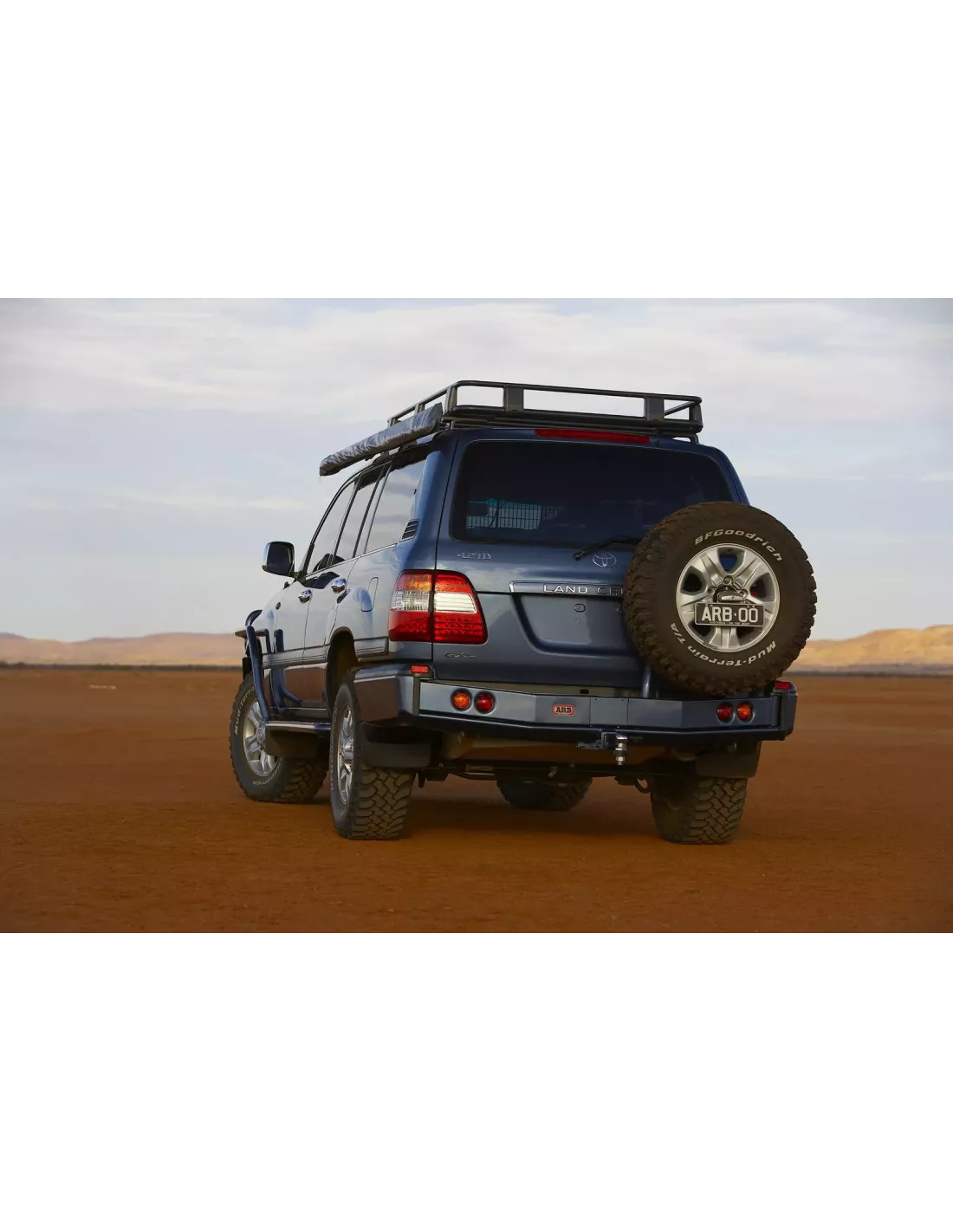 Support droit de roue de secours pour pare chocs arrière ARB Toyota