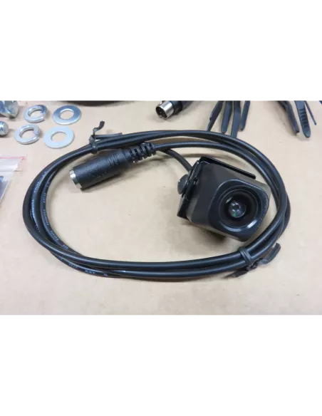 Relocalisation de camera de recul Kaymar Toyota VDJ200 KAYMAR -