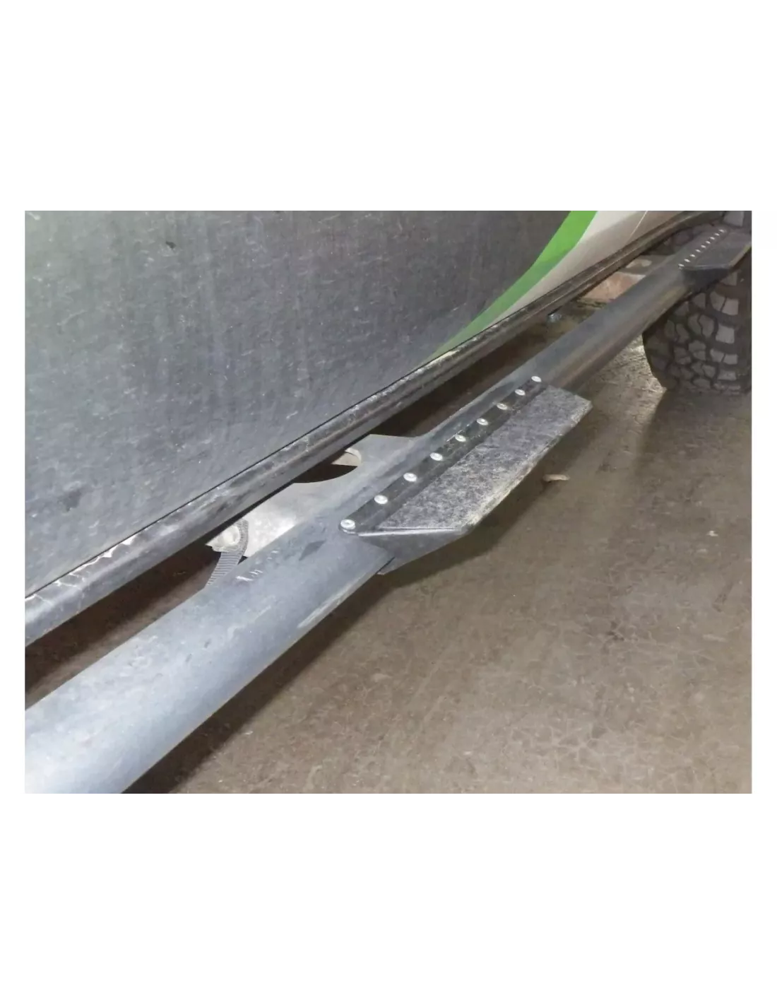 Marche pieds pour tube 60mm de bas de caisse -