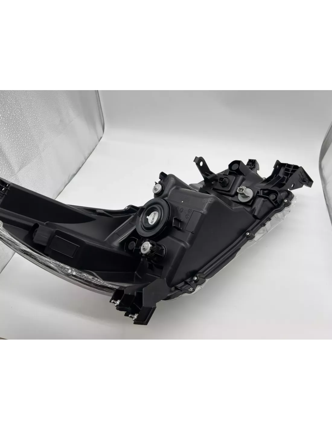Optique avant gauche réglage manuel halogène Toyota Hilux Revo