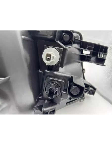 Optique avant droit réglage électrique halogène Toyota Hilux Revo