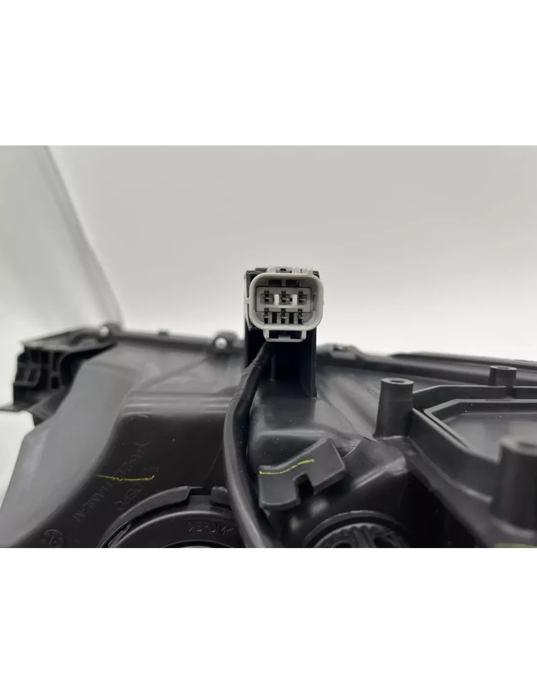 Optique avant gauche réglage électrique leds Toyota Hilux Revo