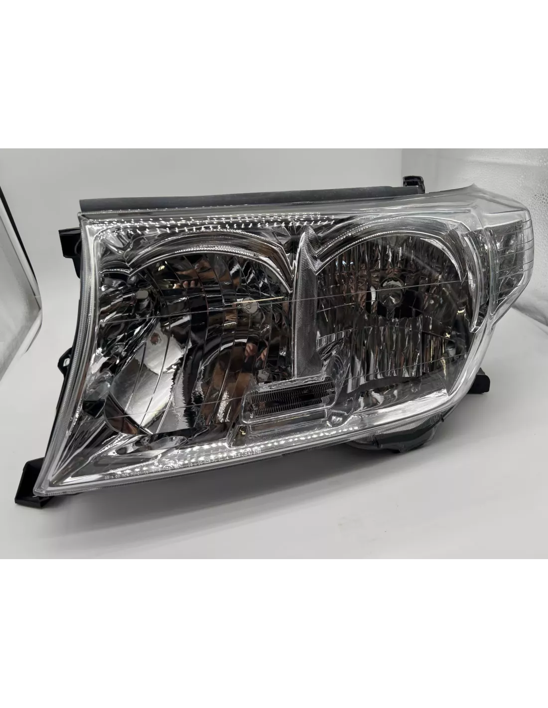 Optique avant gauche réglage électrique Toyota VDJ200 2007-2012 DEPO