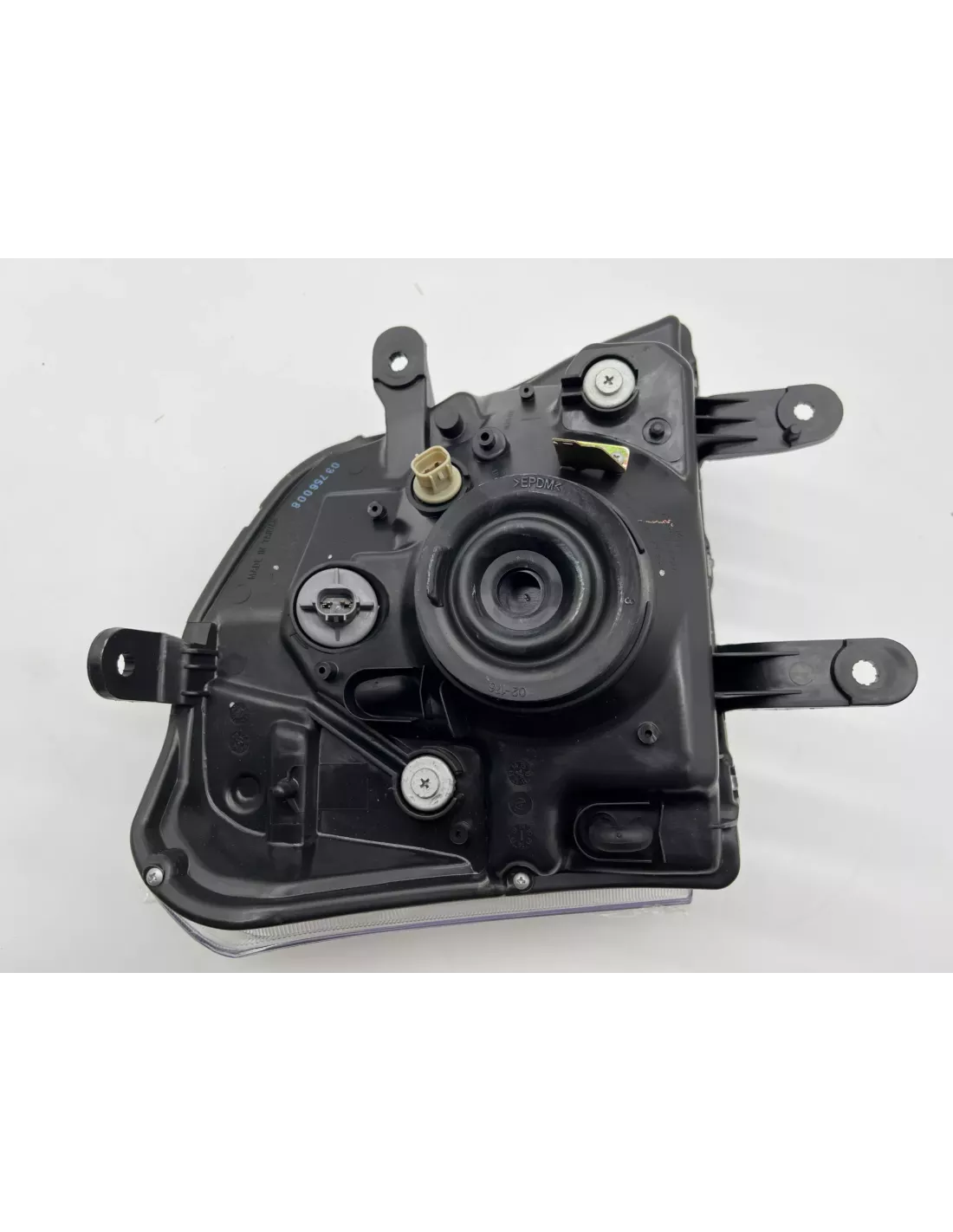 OPTIQUE AVG DMAX 2002-2007 REGL MANU DEPO - accessoire 4x4