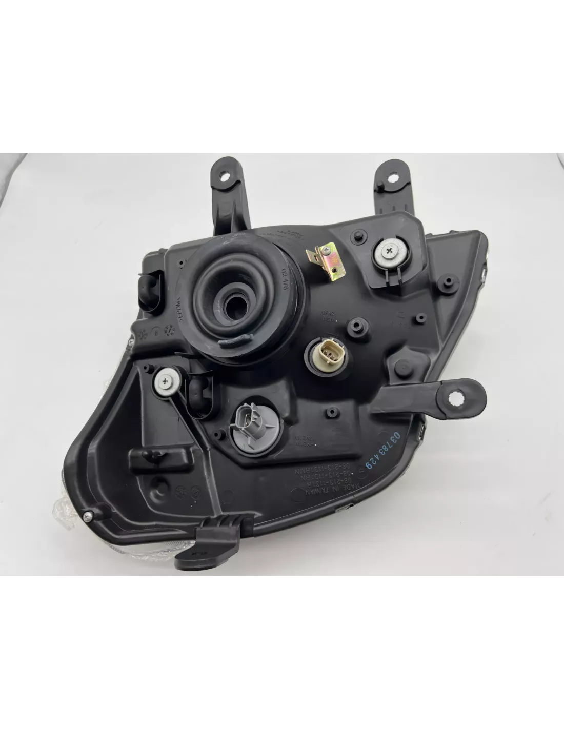 OPTIQUE AVD DMAX 2002-2007 REGL MANU DEPO - accessoire 4x4