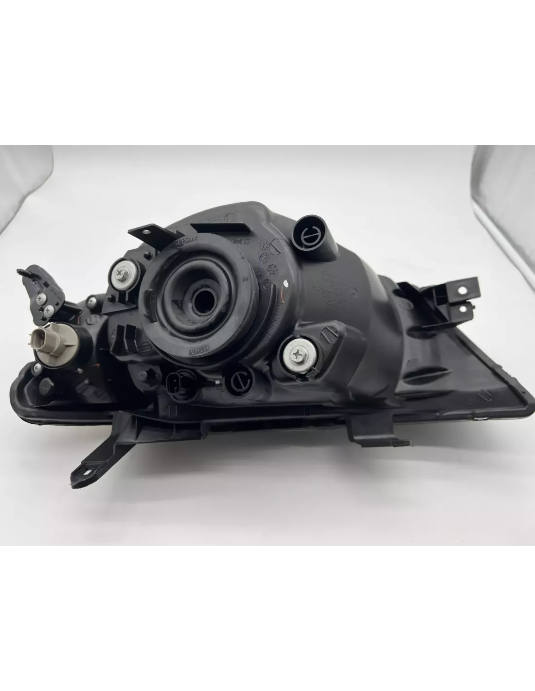 OPTIQUE AVD L200 KB4T jusqu'à 2010 DEPO - accessoire 4x4
