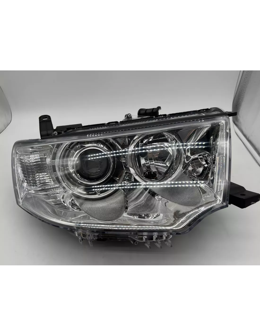 OPTIQUE AVD L200 KB4T après 2010 DEPO - accessoire 4x4