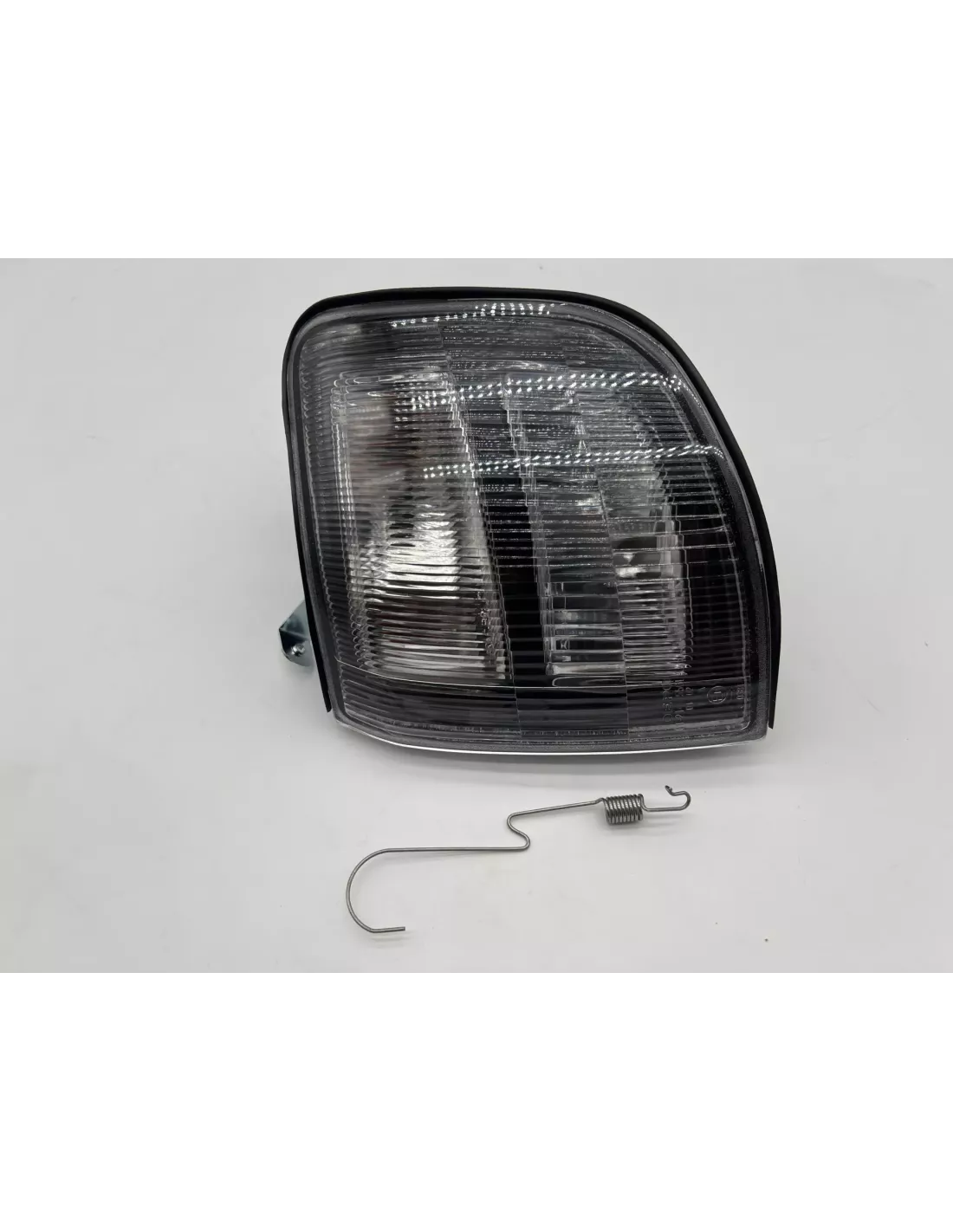 CLIGNOTANT VEILLEUSE AVG PAJERO 98-00 DEPO - accessoire 4x4