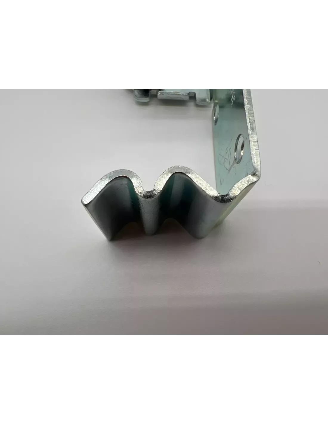 Fixation outil élastique à levier pour manche Ø28mm à Ø50mm DTC PARTS