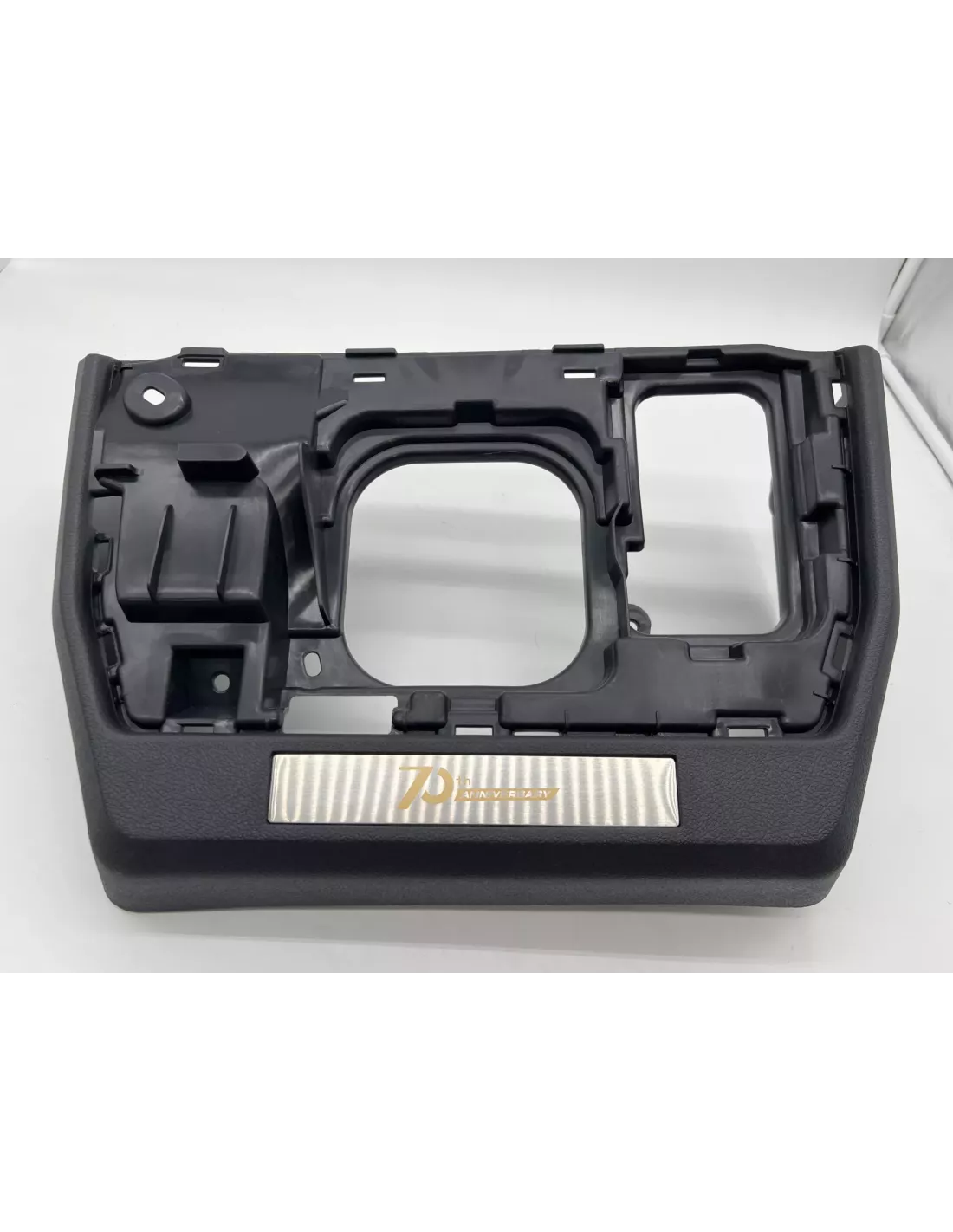 Console centrale vide poche autour levier de vitesse avec porte