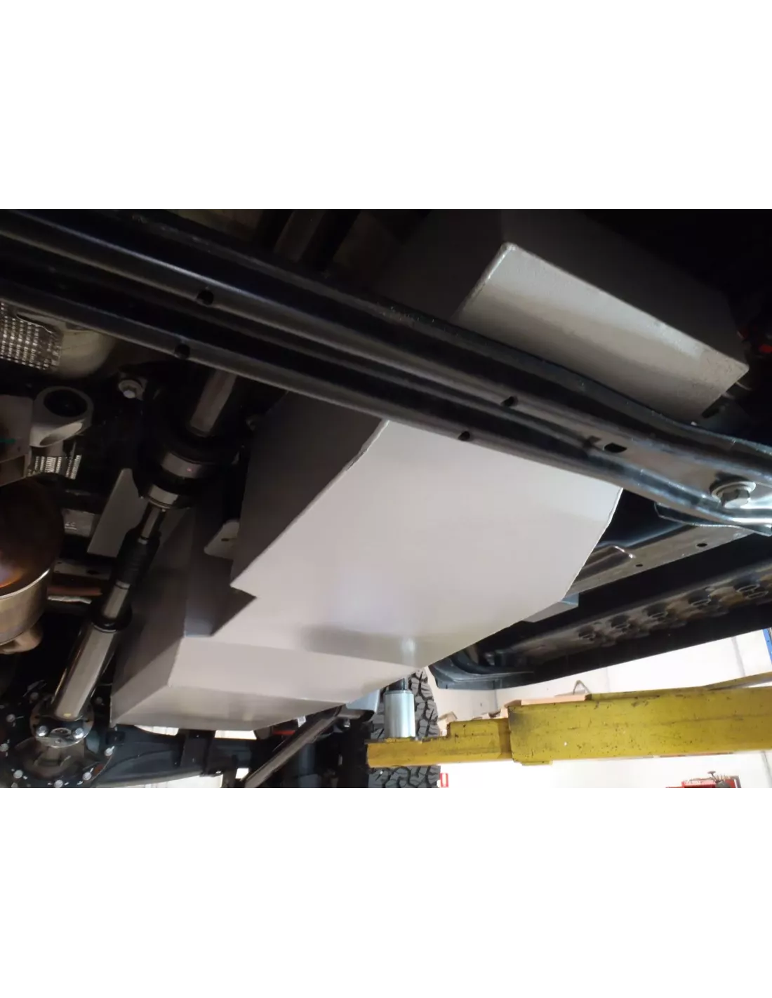Réservoir LRA Ford Ranger Raptor 3.0 EcoBoost V6 135L Remplacement