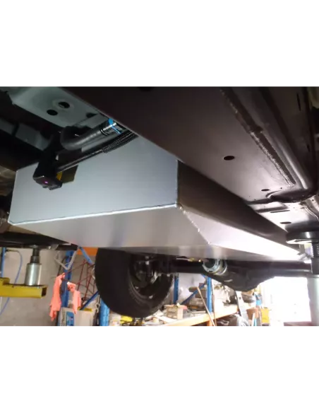 Réservoir LRA Ford Ranger T9 Diesel 140L Remplacement LRA -