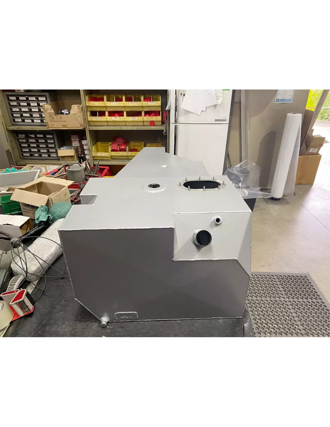 Reservoir LRA Toyota Landcruiser HDJ80 145L remplacement - boite