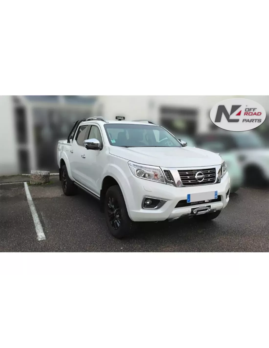 Platine de treuil intégrée au pare-chocs d'origine pour Nissan Navara
