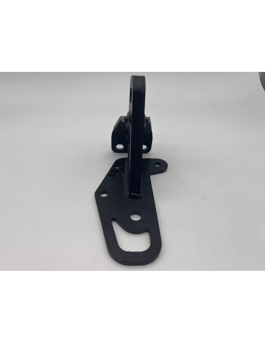 Anneau de remorquage renforcé avant droit pour Mercedes Sprinter W906