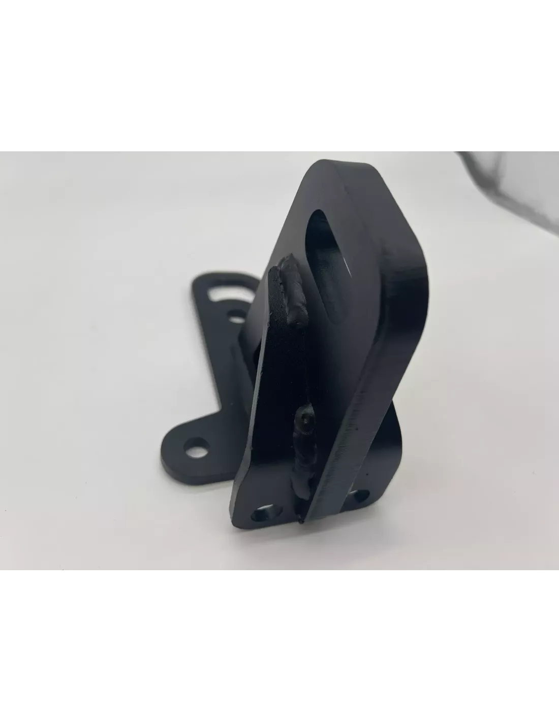 Anneau de remorquage renforcé avant droit pour Mercedes Sprinter W906