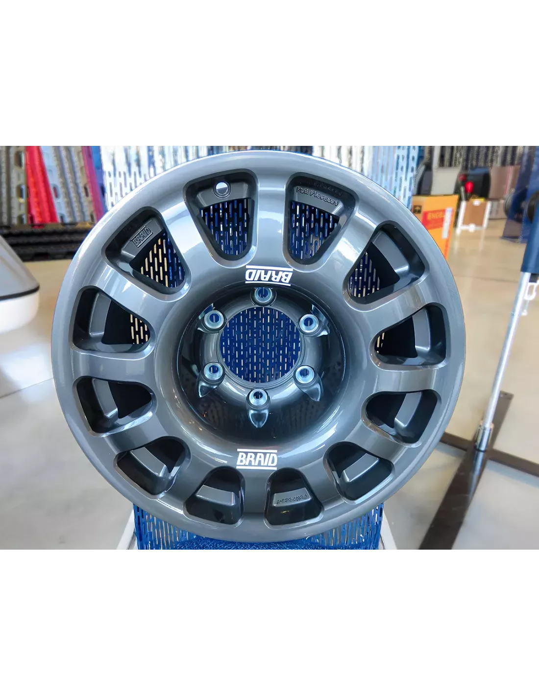Jante Alu Braid Fullrace Grise 7x16 6x139 7 ET-10 Hilux Vigo Revo