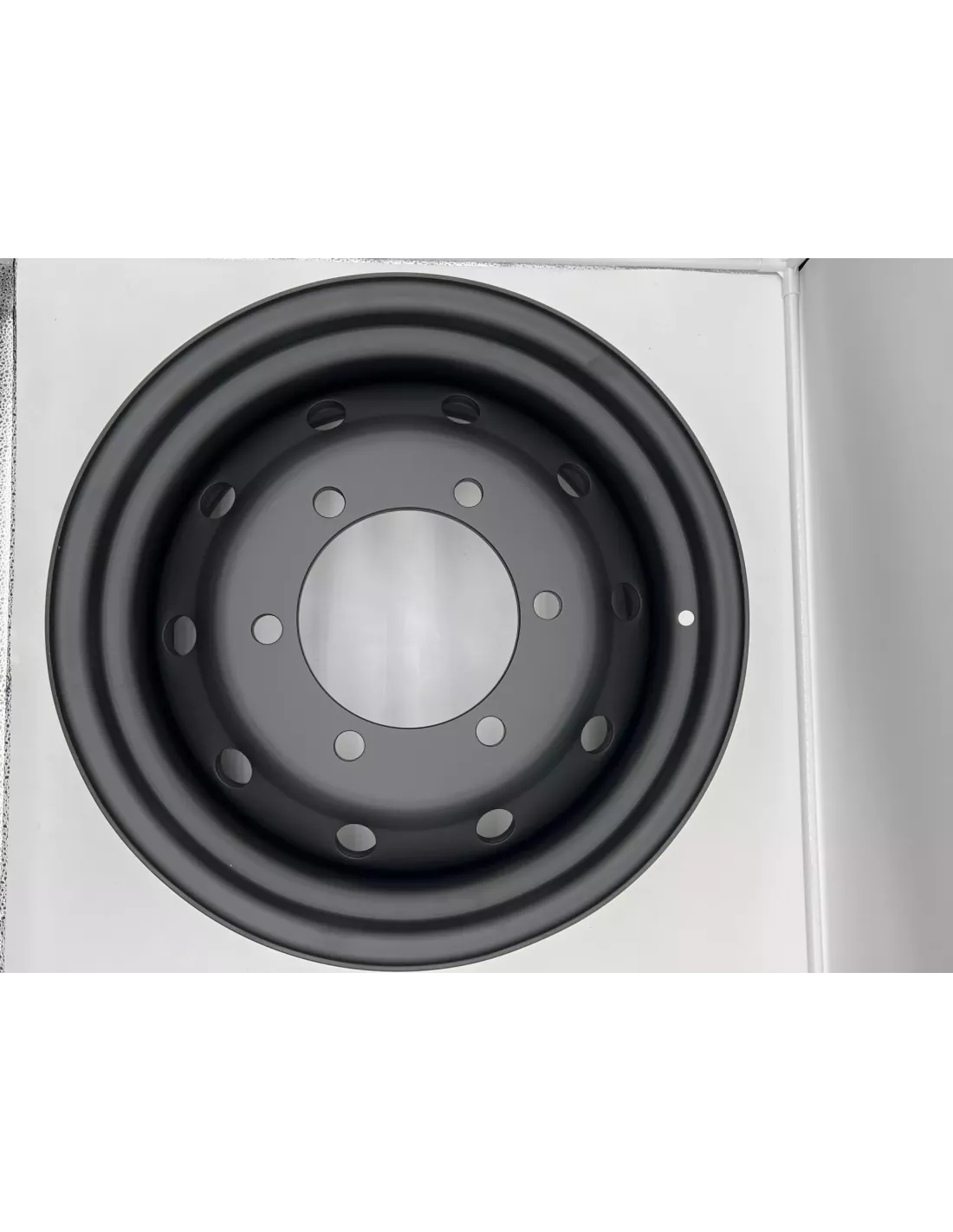 Jante acier monobloc poids lourd en 9x17 Iveco Daily 4x4 2019+