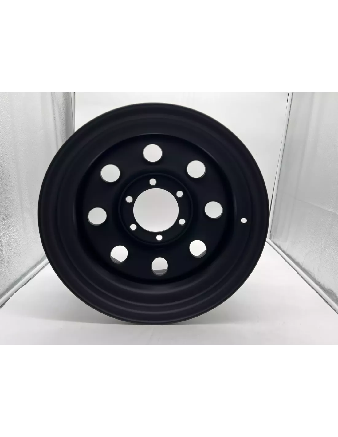 Jante acier Soft8 noire mat 8X16 6x139.7 Land Cruiser Patrol Pajero