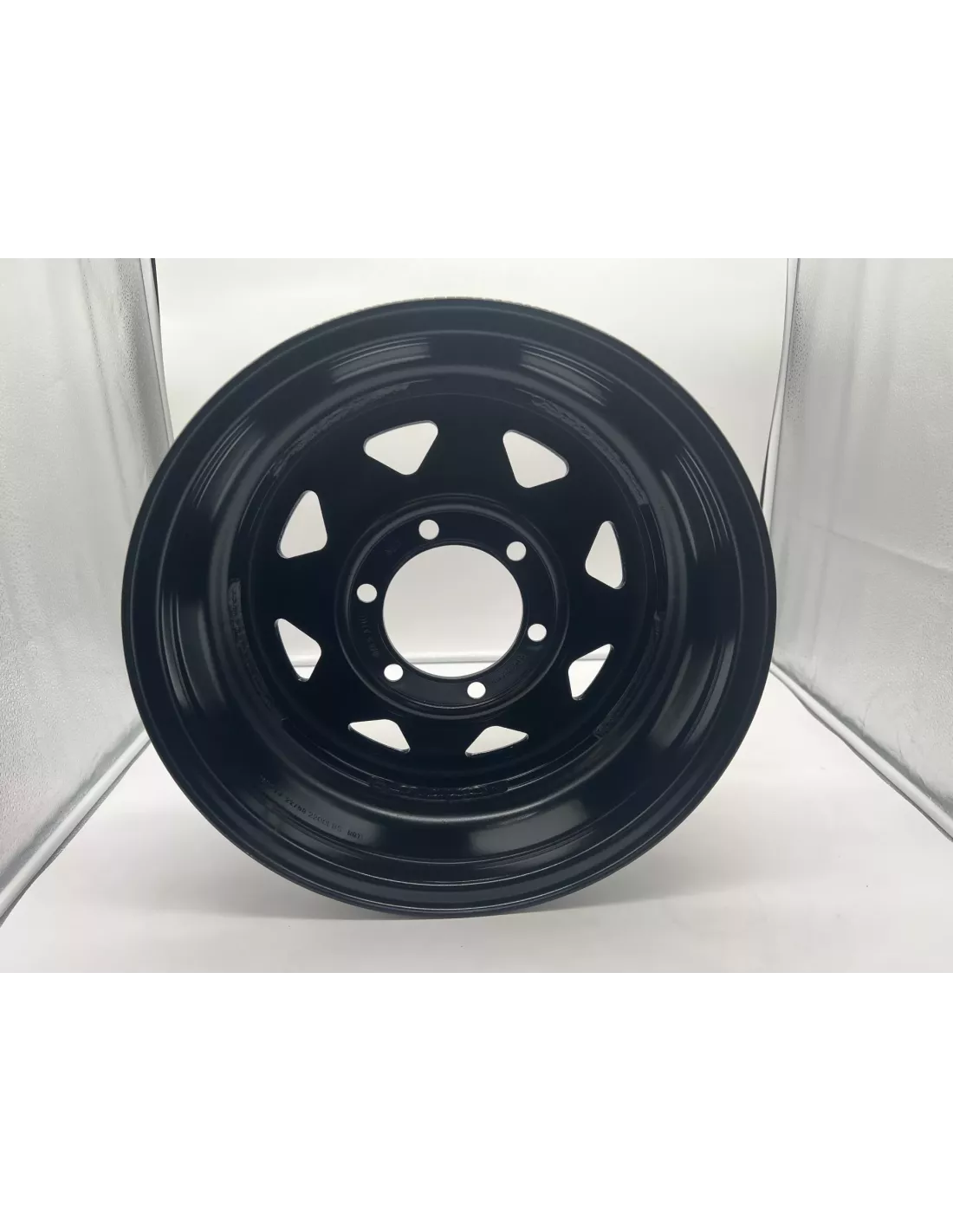 Jante acier Triangular noire 7X16 6x139.7 Land Cruiser Patrol Pajero