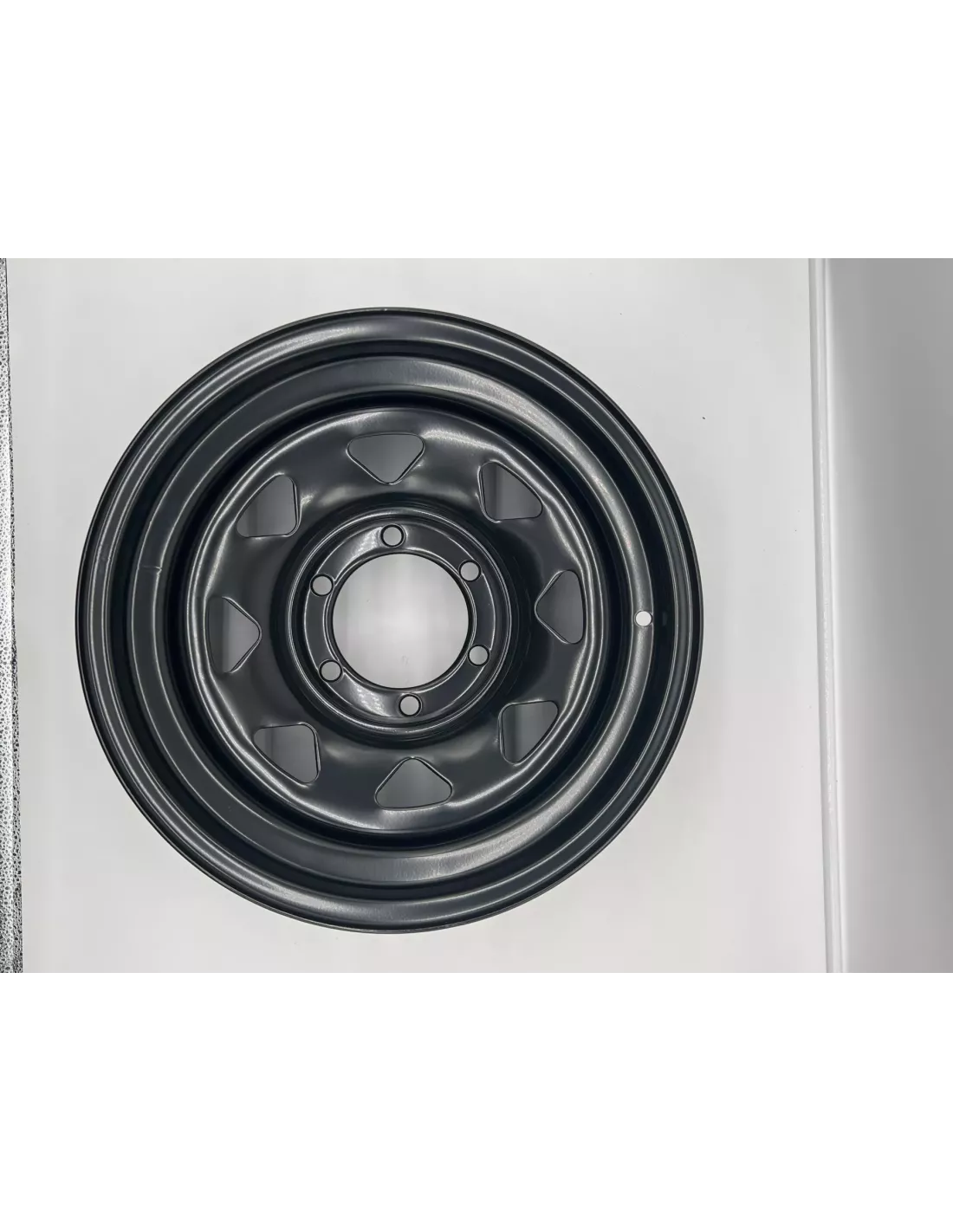 Jante acier Triangular noire 7X16 6x139.7 pour Nissan Toyota Ford