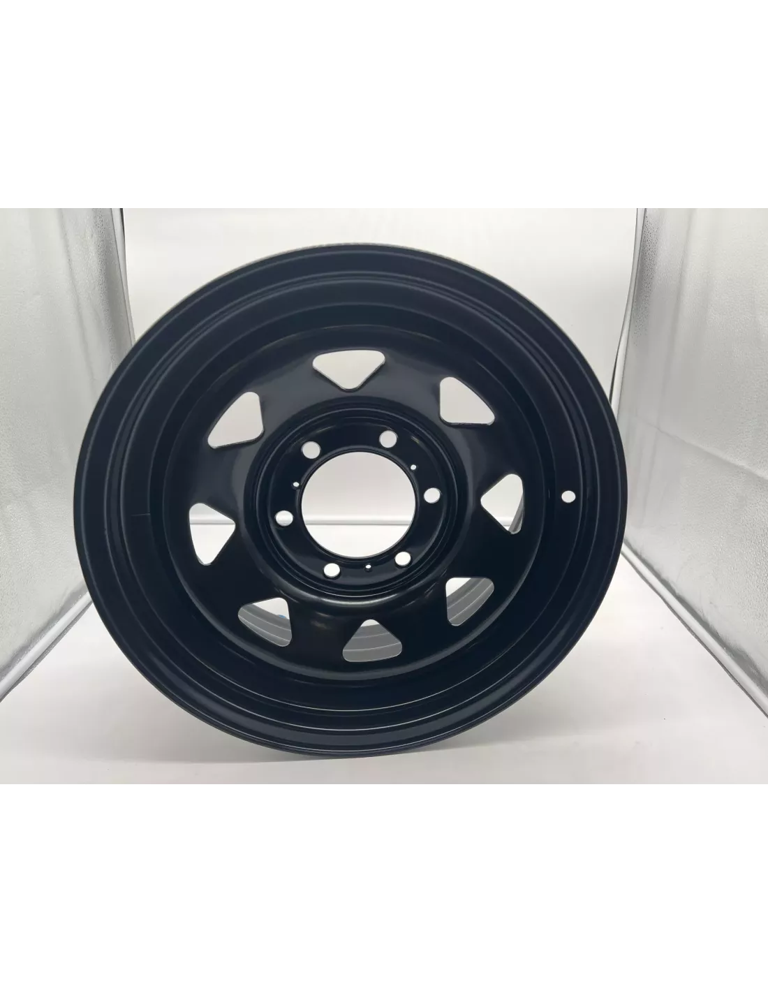 Jante acier Triangular noire 7x16 6x139.7 Toyota Hilux IFS 4Runner