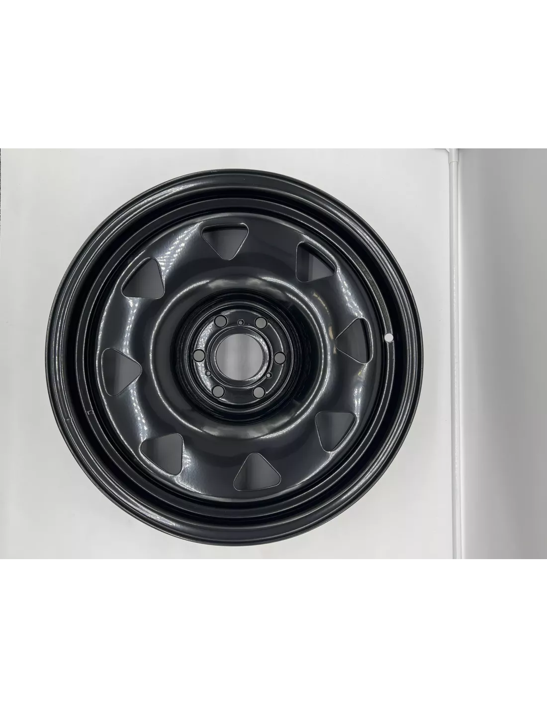 Jante acier Triangular noire 7x17 6x114.3 Nissan Navara D23