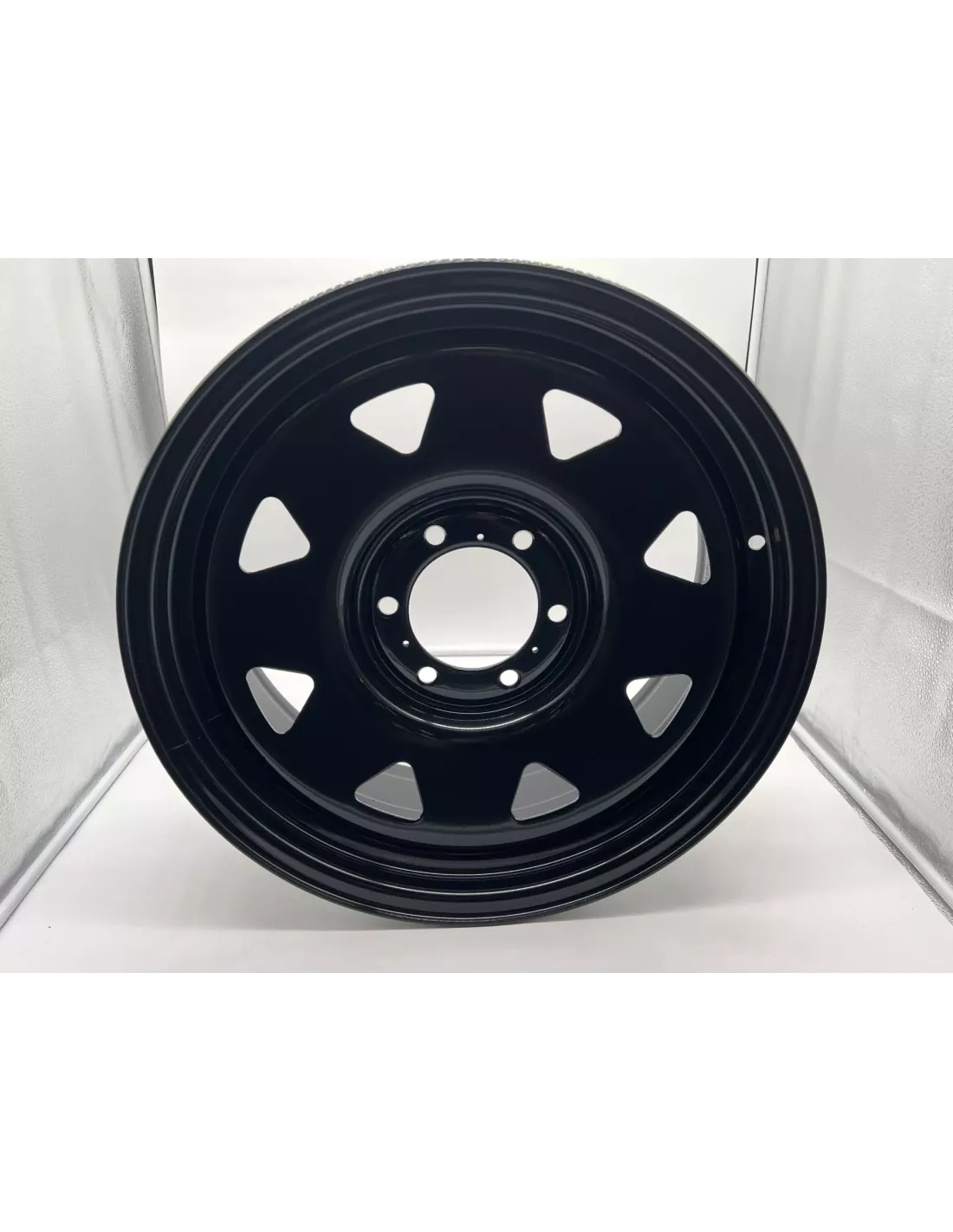 Jante acier Triangular noire 7.5X18 6x139.7 Toyota Land Cruiser et