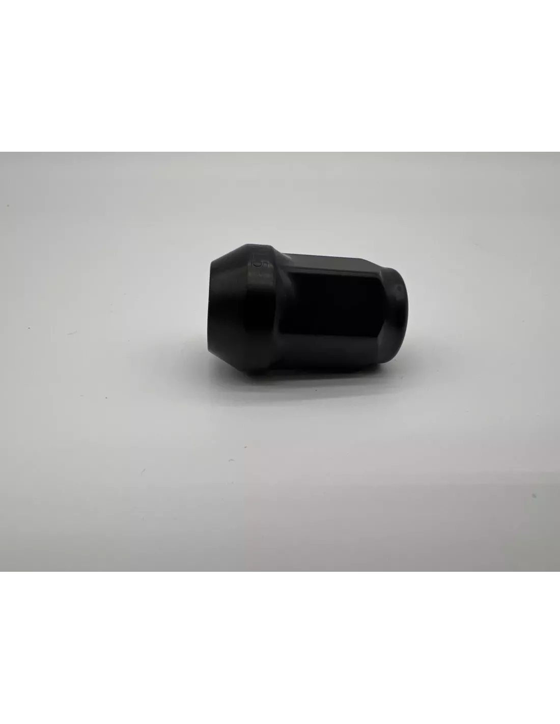 Ecrou de roue noir 12x150 - Hex 19mm - Cône 60° - L35mm