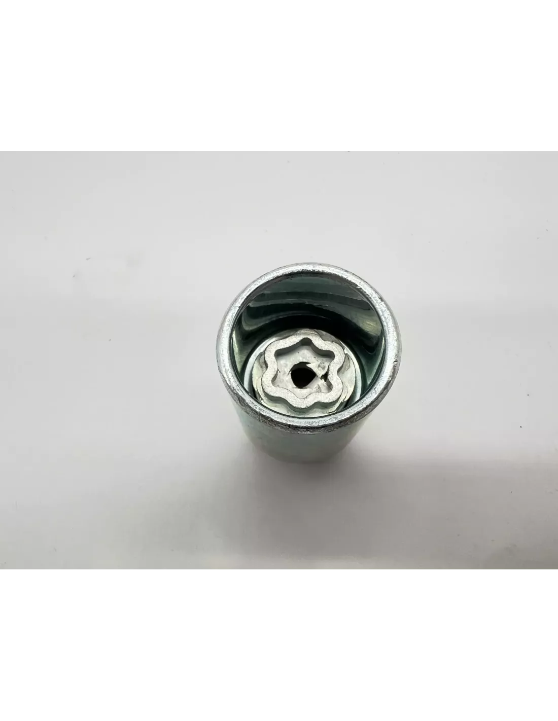 Lot de 5 écrous de roue antivol chromés 12x150 - Cône 60° DTC PARTS -